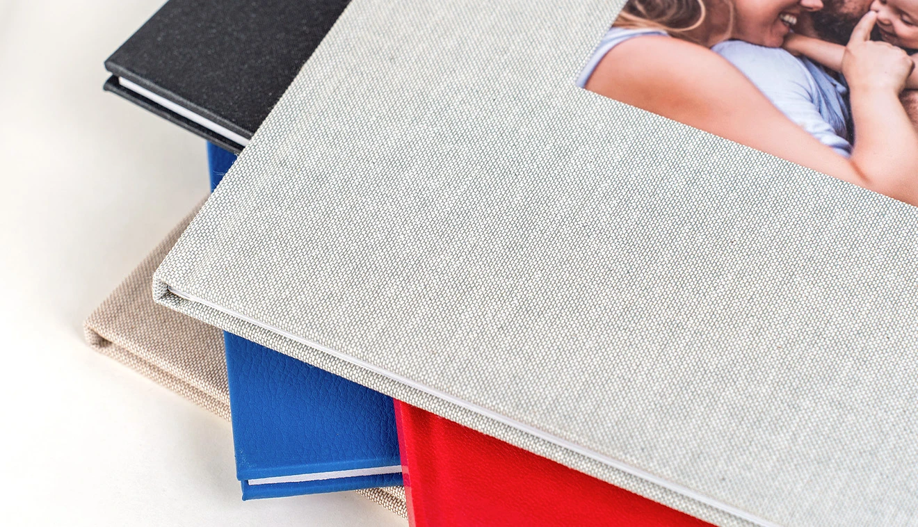 Fotoksiążki z materiałową okładką