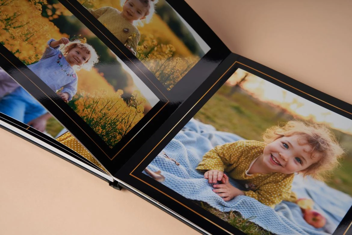 Czym różni się fotoksiążka layflat od fotoksiążki klasycznej?