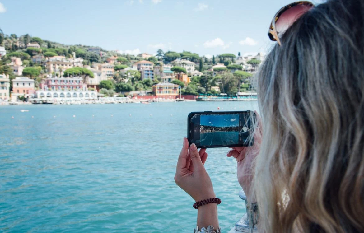 Jak robić lepsze zdjęcia telefonem z wakacji?