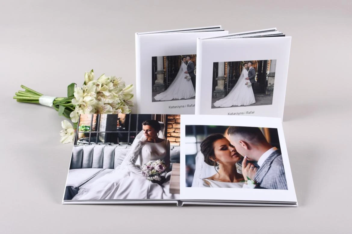 Wyjątkowa pamiątka ślubna: fotoksiążka ślubna czy fotoalbum ślubny?